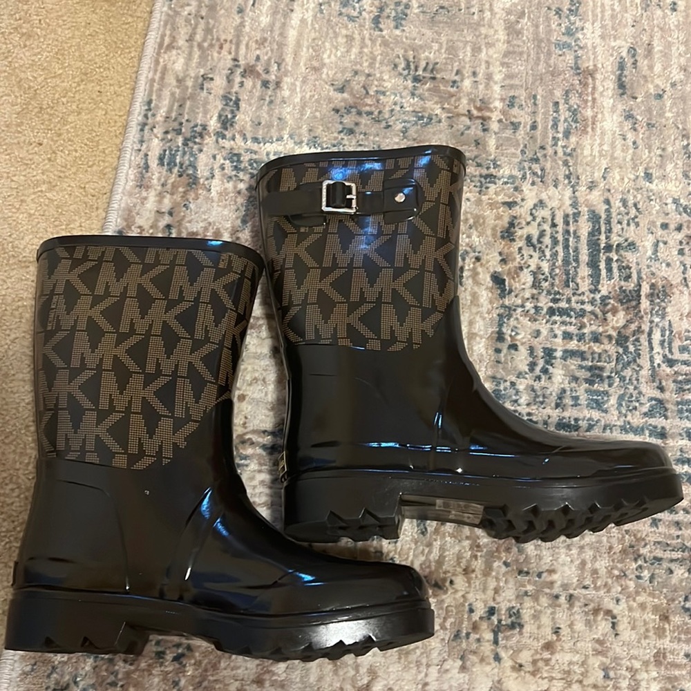 Michael Kors rain boots
